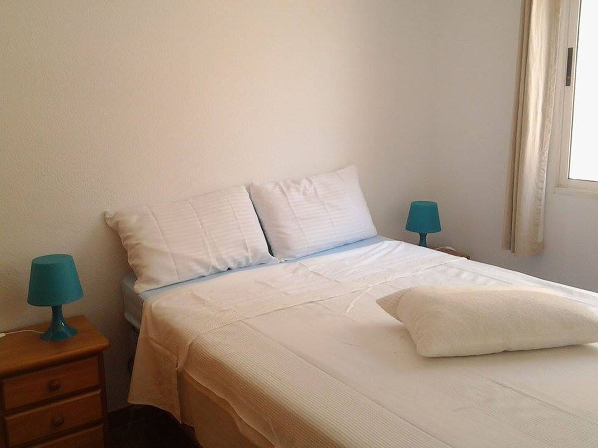 2 dormitorios, caja fuerte, tabla de planchar con plancha y wifi gratis