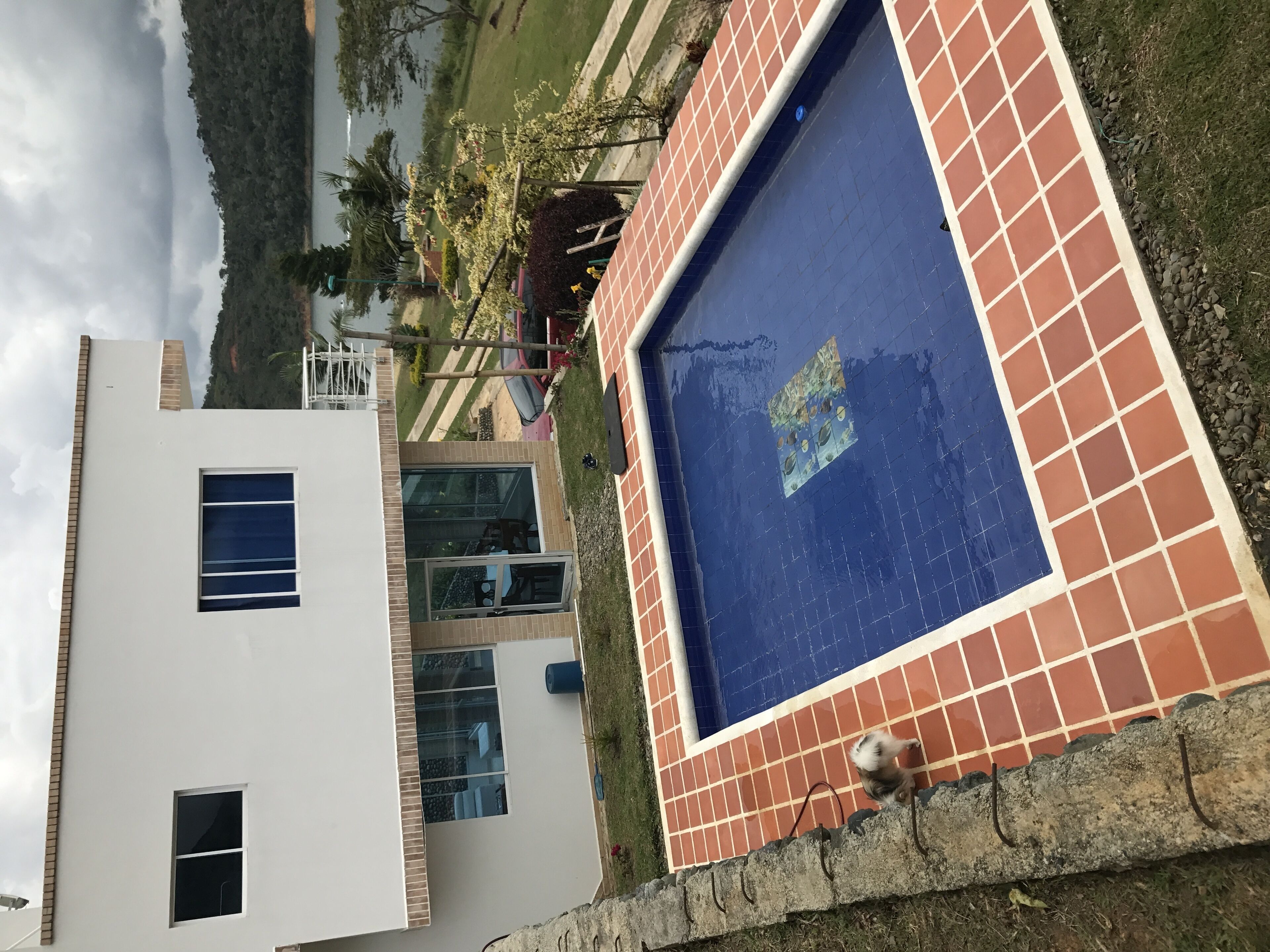 Country house on Lake Calima to rest a weekend
