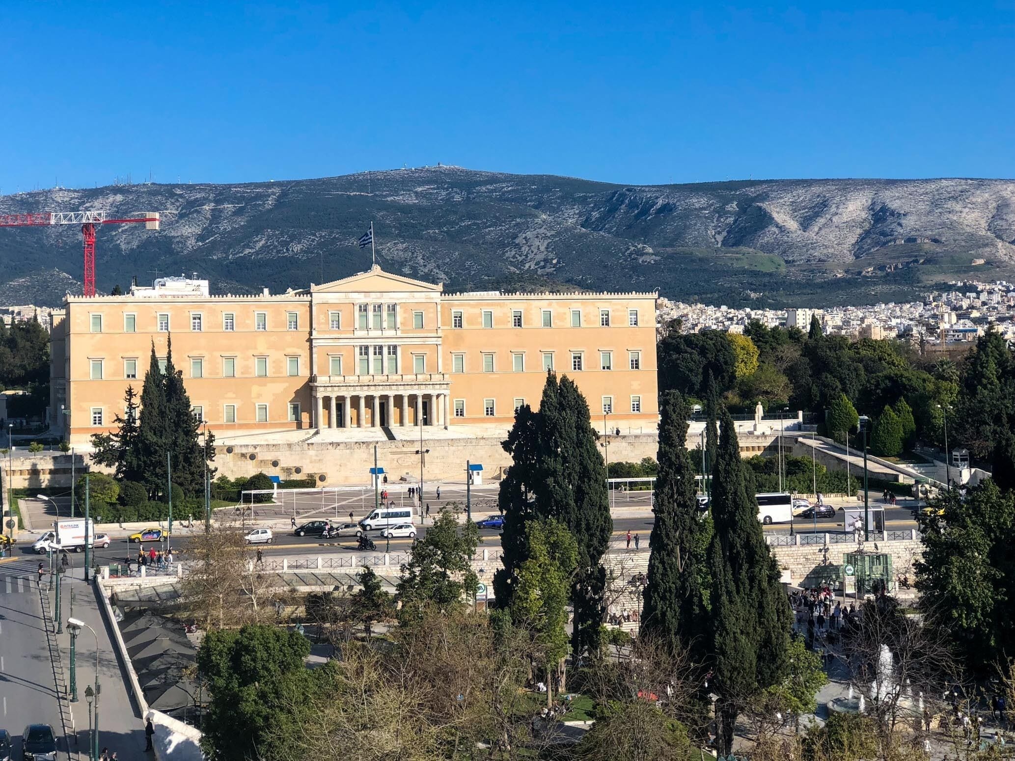 Athen s heart Plaka area, 2 minutes walk to metro