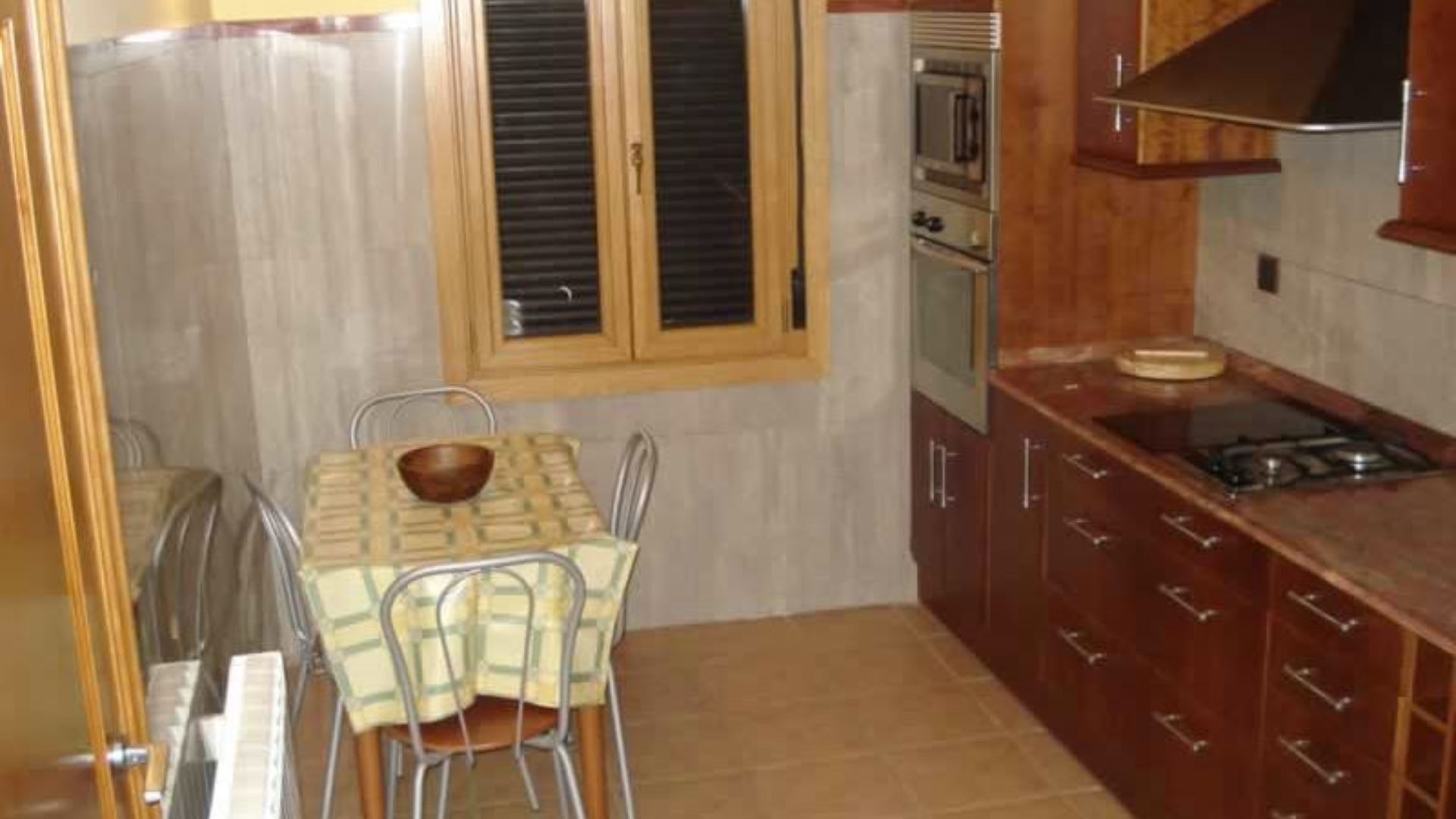 Astasia House, in a quiet location.