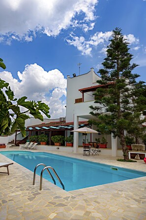 Piscina all'aperto