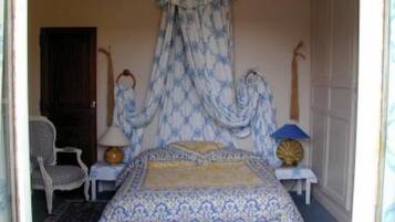 2 chambres, accĂšs Internet, draps fournis