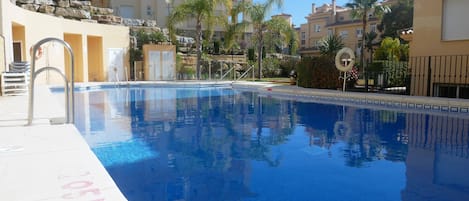 Piscina externa
