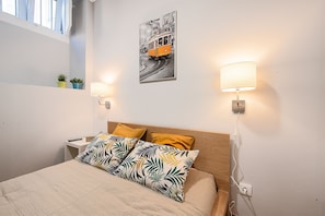 3 chambres, fer et planche à repasser, accès au Wi-Fi (inclus)