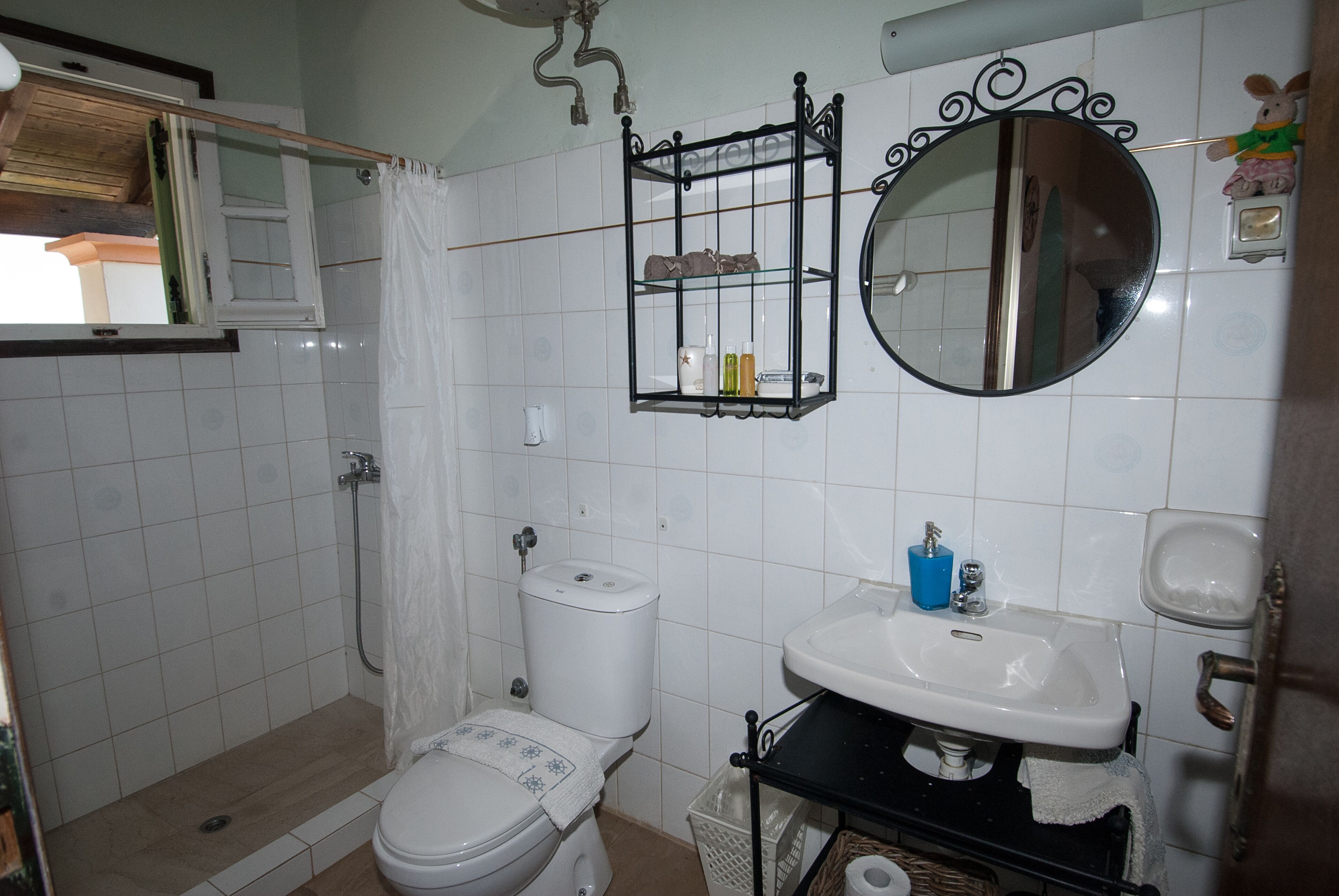 Maistro Cottage with Private Pool and Sea Views