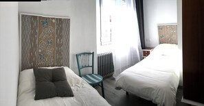 Bügeleisen/Bügelbrett, Internetzugang, Bettwäsche