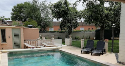 "LE PATIO" GITES FOR TWO PEOPLE WITH POOL