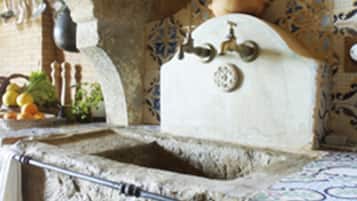 Réfrigérateur, four, plaque de cuisson, lave-vaisselle