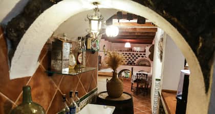 A place from which to enjoy nature, gastronomy, art, history ...