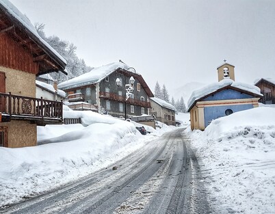 "The stable of Eliris" in an old traditional farm of Queyras