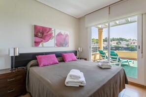 3 camere, una cassaforte in camera, ferro/asse da stiro