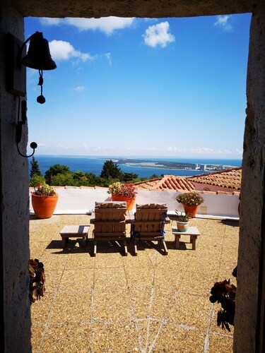 Moulin romantique avec magnifique vue