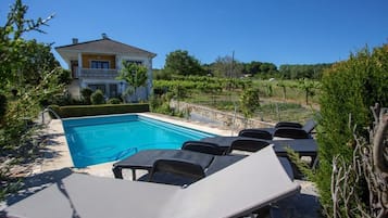 Utomhuspool