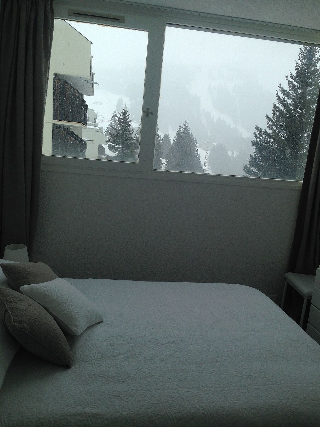 3 bedrooms, iron/ironing board, free WiFi