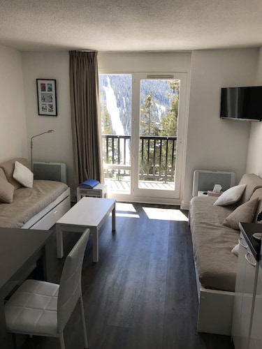 Ski Apartment In Flaine - Best Resort For Snow Levels