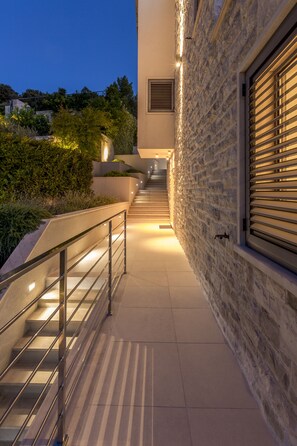 Exterior - Beachfront Villa Poseidon with Heated Pool (Korcula)