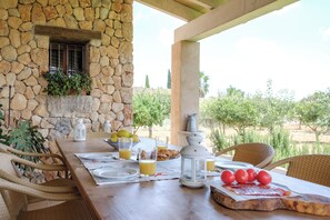 Restauration extérieure