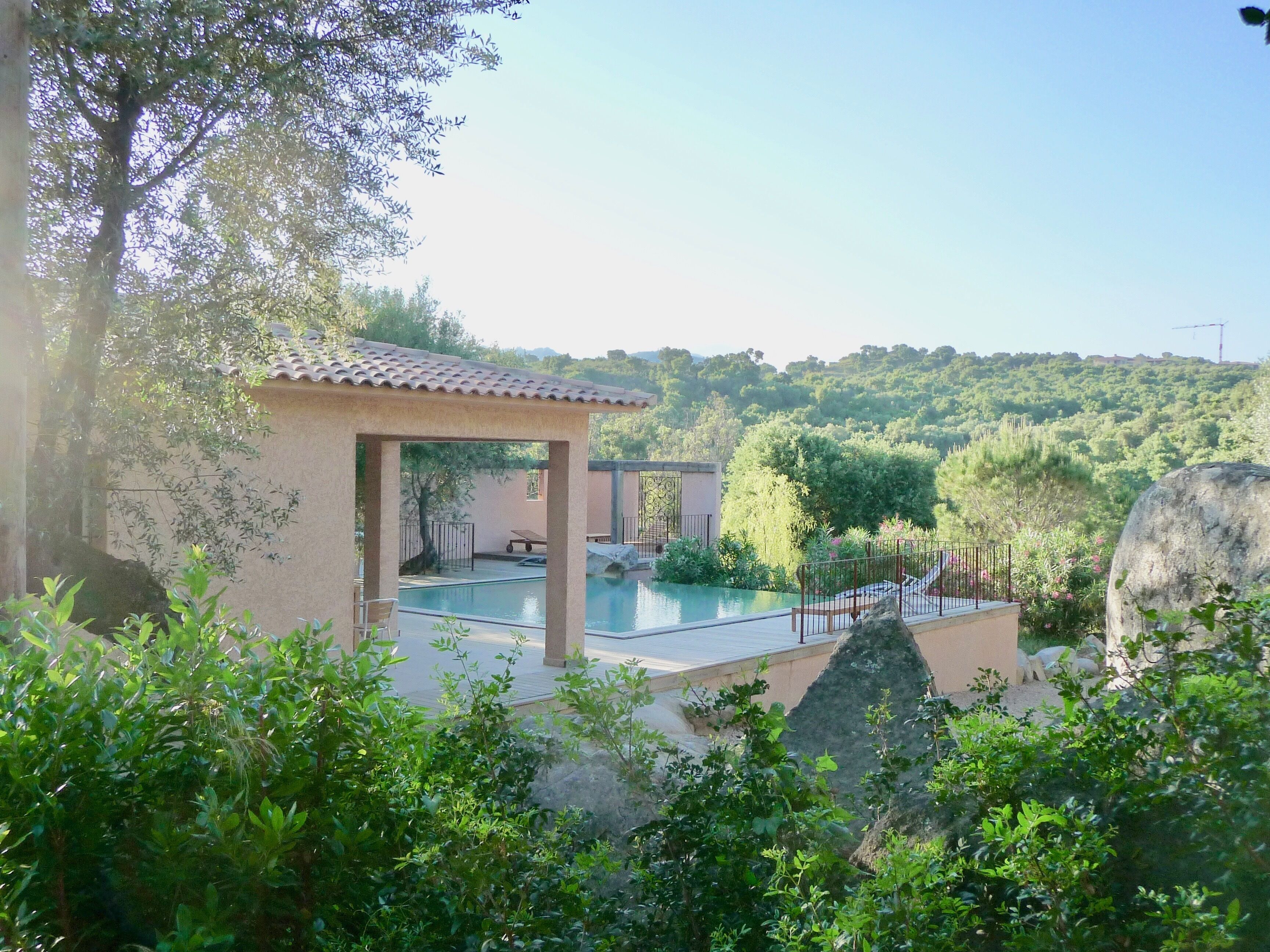 lever de soleil sur la villa