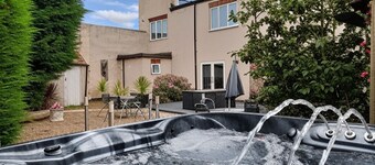 Der Ostflügel der Rufford Park Lodge