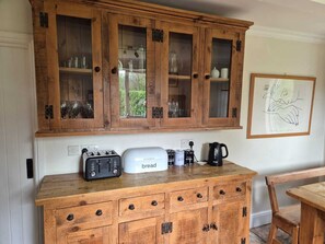 Interior - Large Family Cottage With Hot Tub, Ideally Located For Activities. Pet Friendly. (Newark)
