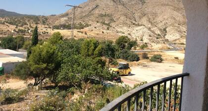 3 bed detached villa in Bella Orcheta Alicante sleeps 6 plus