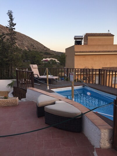 3 bed detached villa in Bella Orcheta Alicante sleeps 6 plus