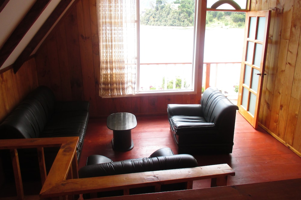FAMILY AND REST CABIN - VDA. SANTA CLARA - LA COCHA NARIÑO - 8P C. U.