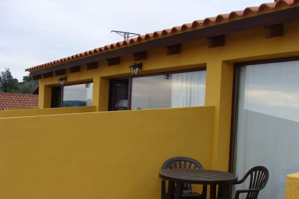 Casas Manolo, Apartment 6