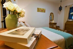 1 bedroom, iron/ironing board, internet, bed sheets - Corral del Conde 8 Apartment (Sevilla)