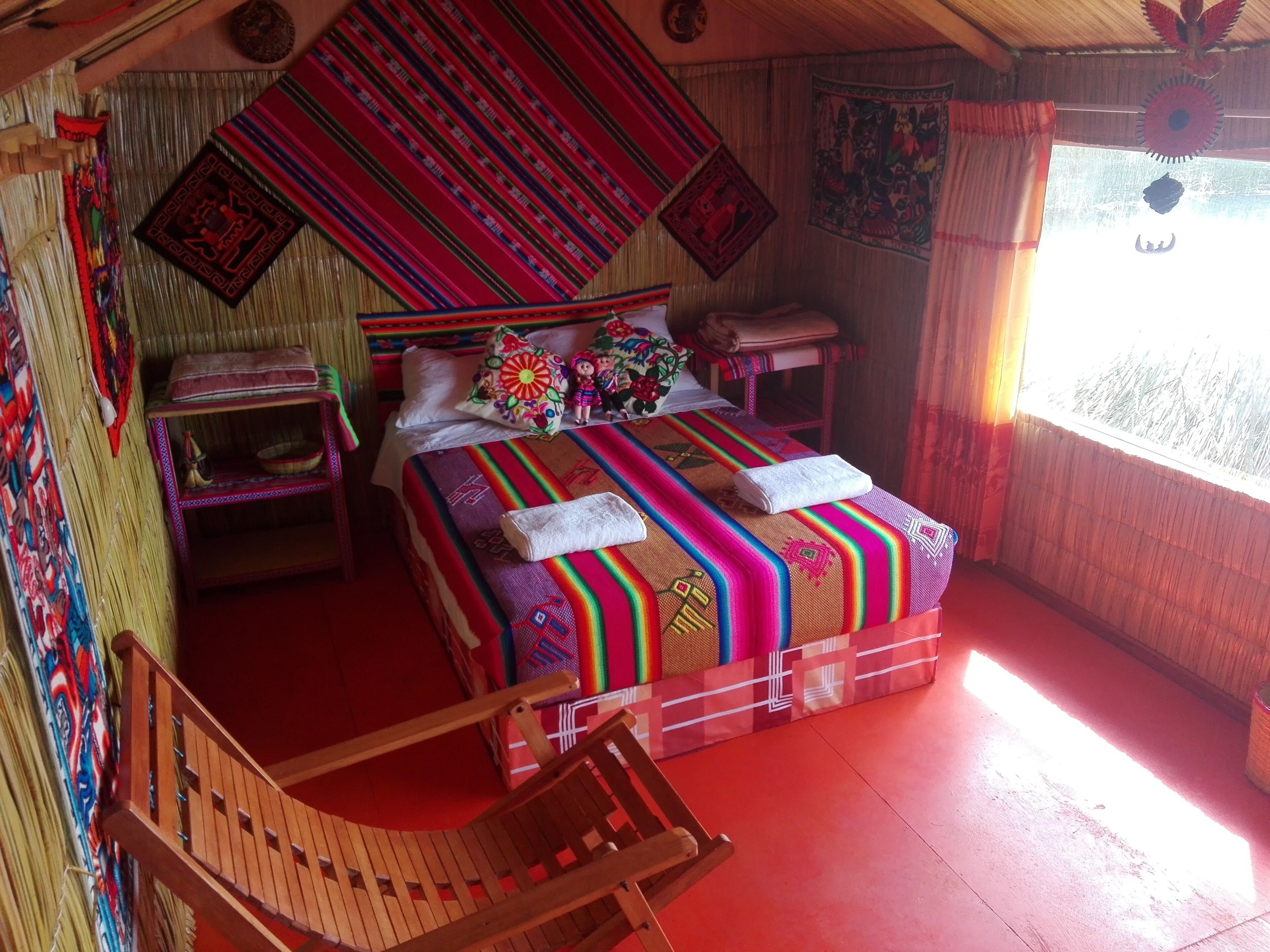 Uros Suma Sartaña Lodge