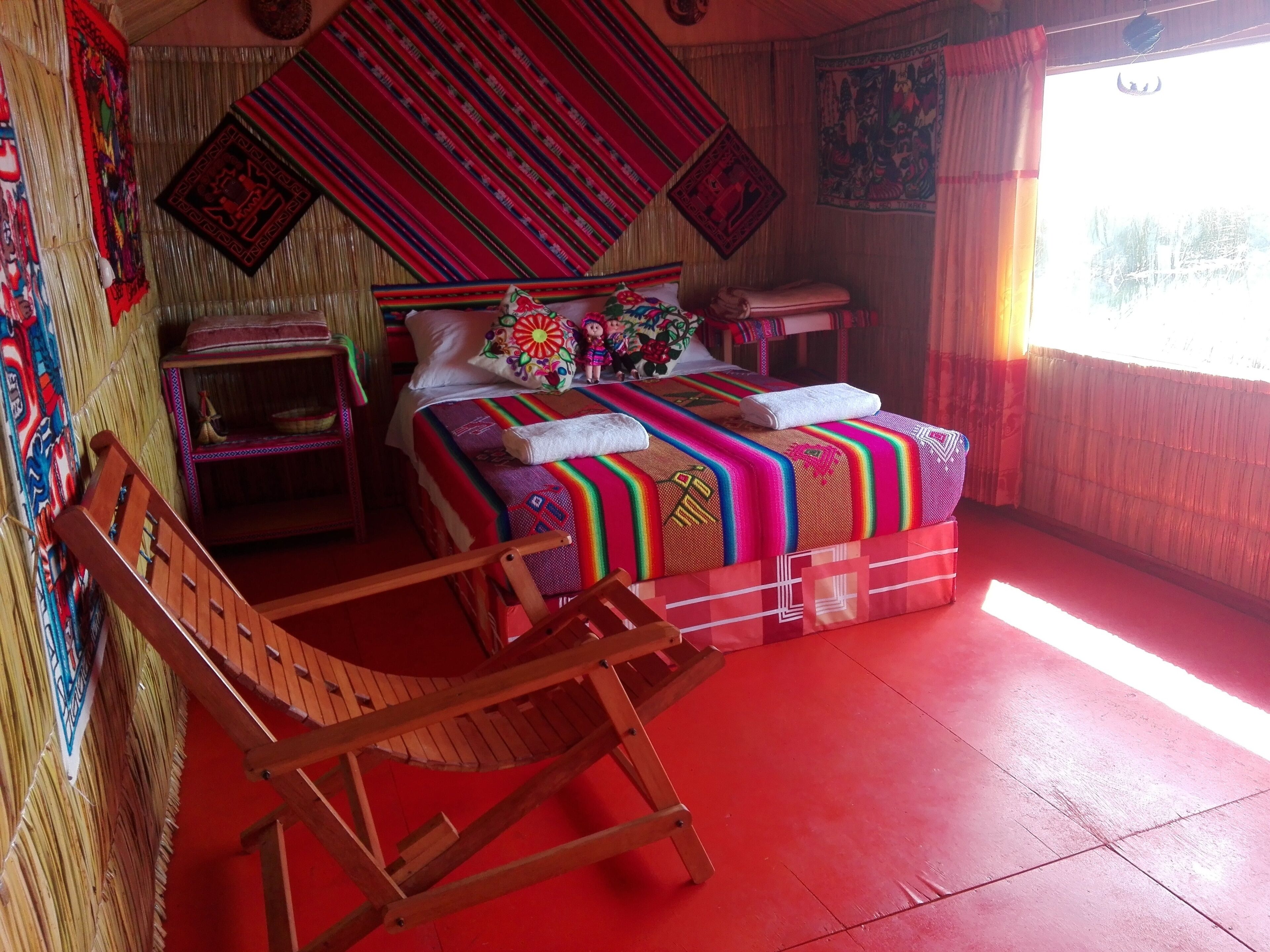 Uros Suma Sartaña Lodge