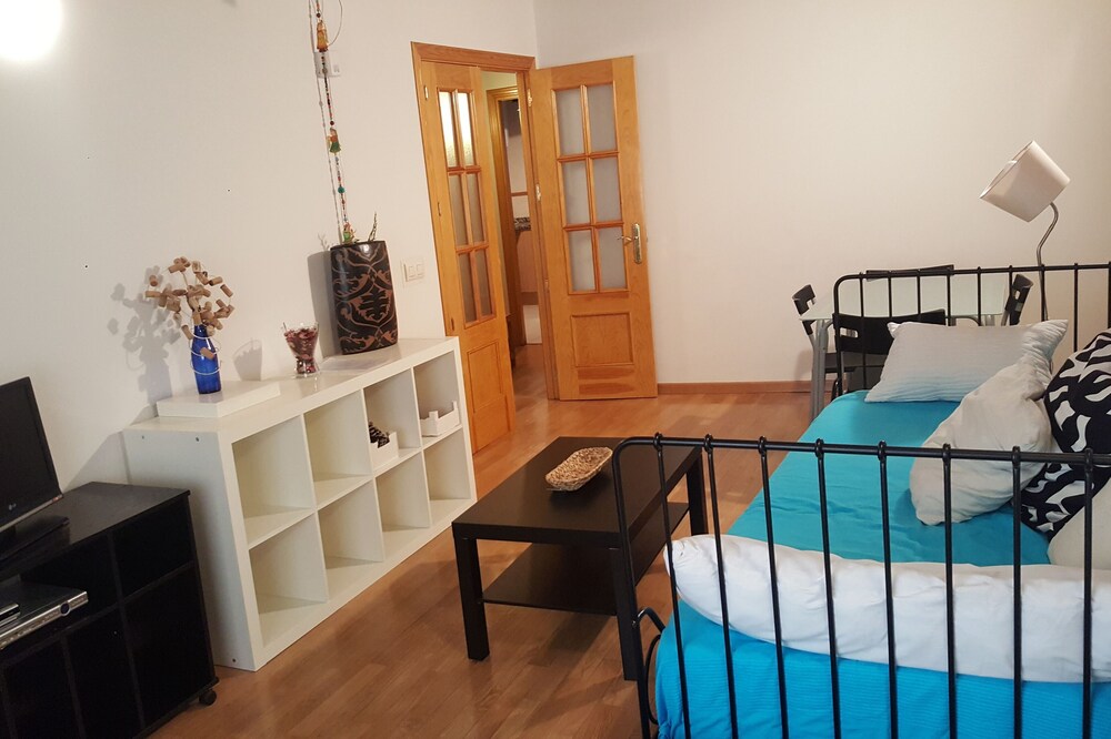 Romantic and beautiful apartment 65 m2 new in the main square of Segovia.