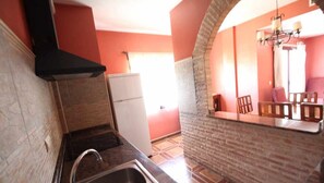Interior - Self catering El Rincon de Piedra for 8 people (Enguídanos)