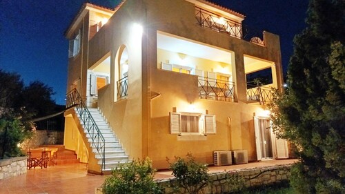 Gythio Seaside Villa Dimitrios- Apartment