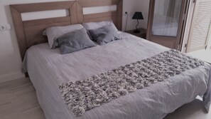 2 chambres, Wi-Fi gratuit, draps fournis