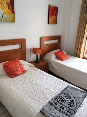 2 chambres, Wi-Fi gratuit, draps fournis