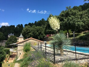 Outdoor pool - L'Orangerie • Architect house -Private pool-Nature-Village view-Calm-Rivers. (Joannas)