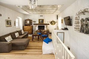 Living area - Old stone house with all mod cons (Kastav)