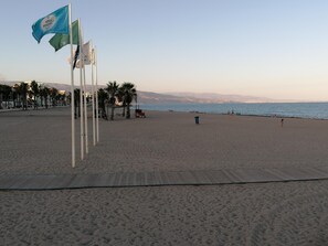 Beach nearby, sun loungers