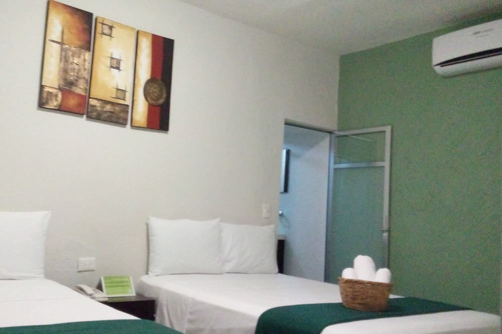 Hotel ROSVEL, Hab. Family Suite: (Max 4)