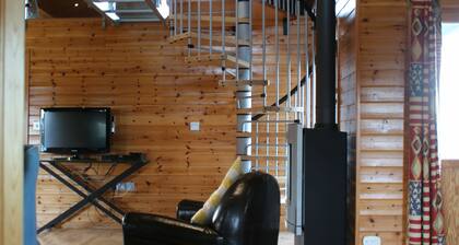 IDRE - Luxurious Scandinavian Lodge in peaceful Norfolk