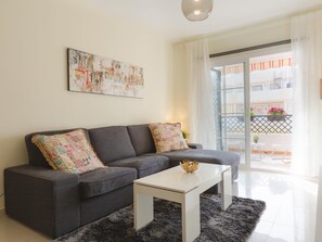 TV - Beautiful apartment near the beach (Rincón de la Victoria)