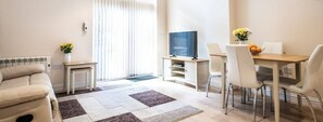Een smart-tv en een dvd-speler