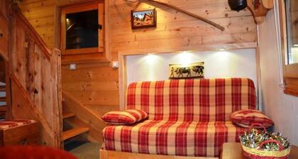 TRES BEAU DUPLEX / CHARME, CONFORT ET VUE MAGNIFIQUE SUR LE GRAND DOMAINE