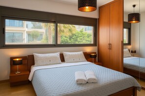 2 bedrooms - Elegant apartment amazing sea views (Saronida)
