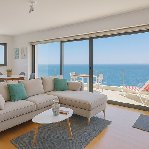 Elegant apartment amazing sea views