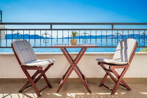 Sea view room Leut*** Villa Arca Adriatica