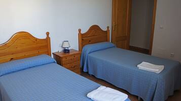 2 bedrooms, Internet, bed sheets