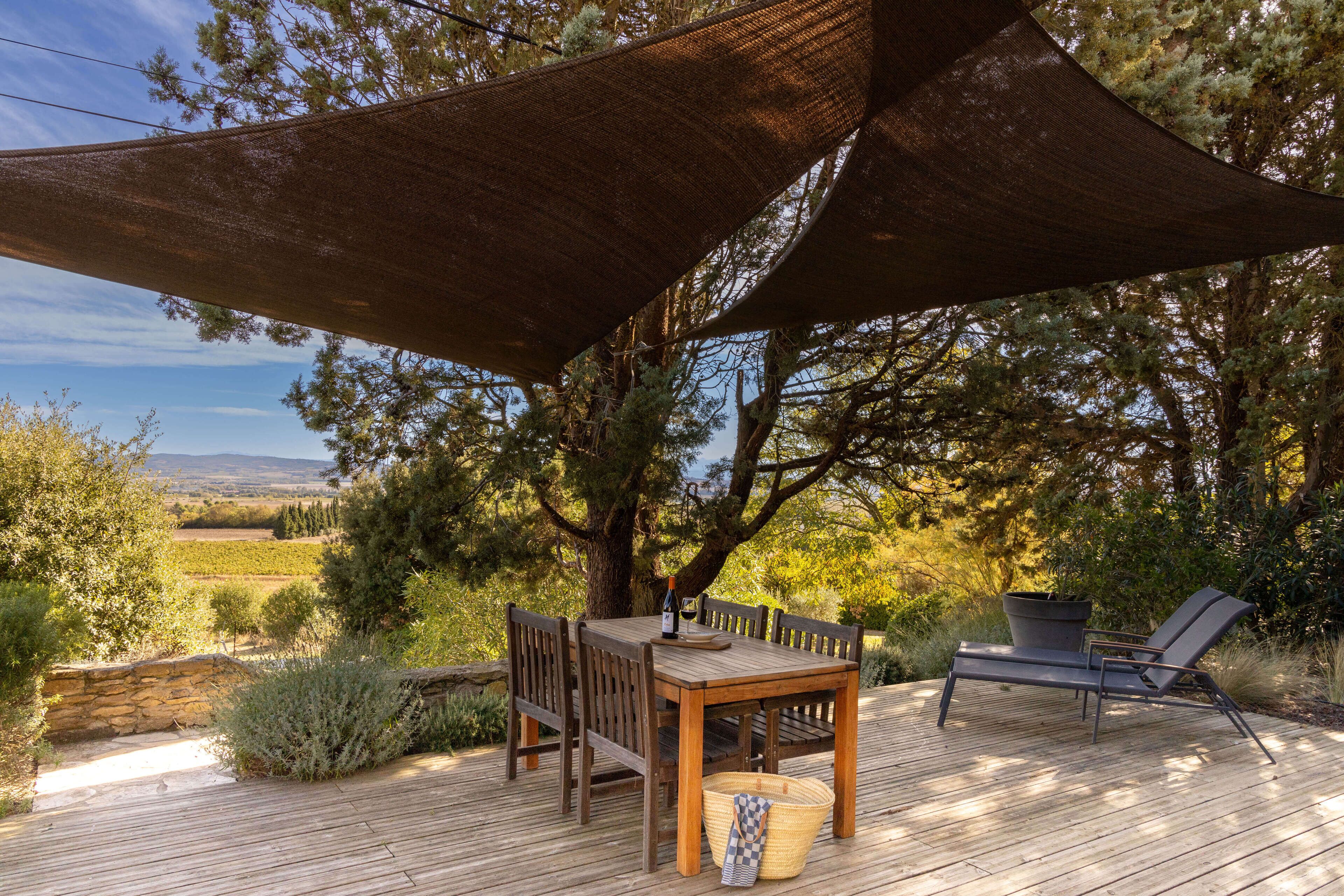 Superb child friendly holiday house w. shared pool near Carcassonne
