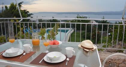 Bay View Villa I in Crete with private swimming pool and modern convenient